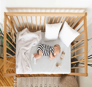 WHAT ARE SOME OF THE BEST CRIBS FOR SHORT MOMS?